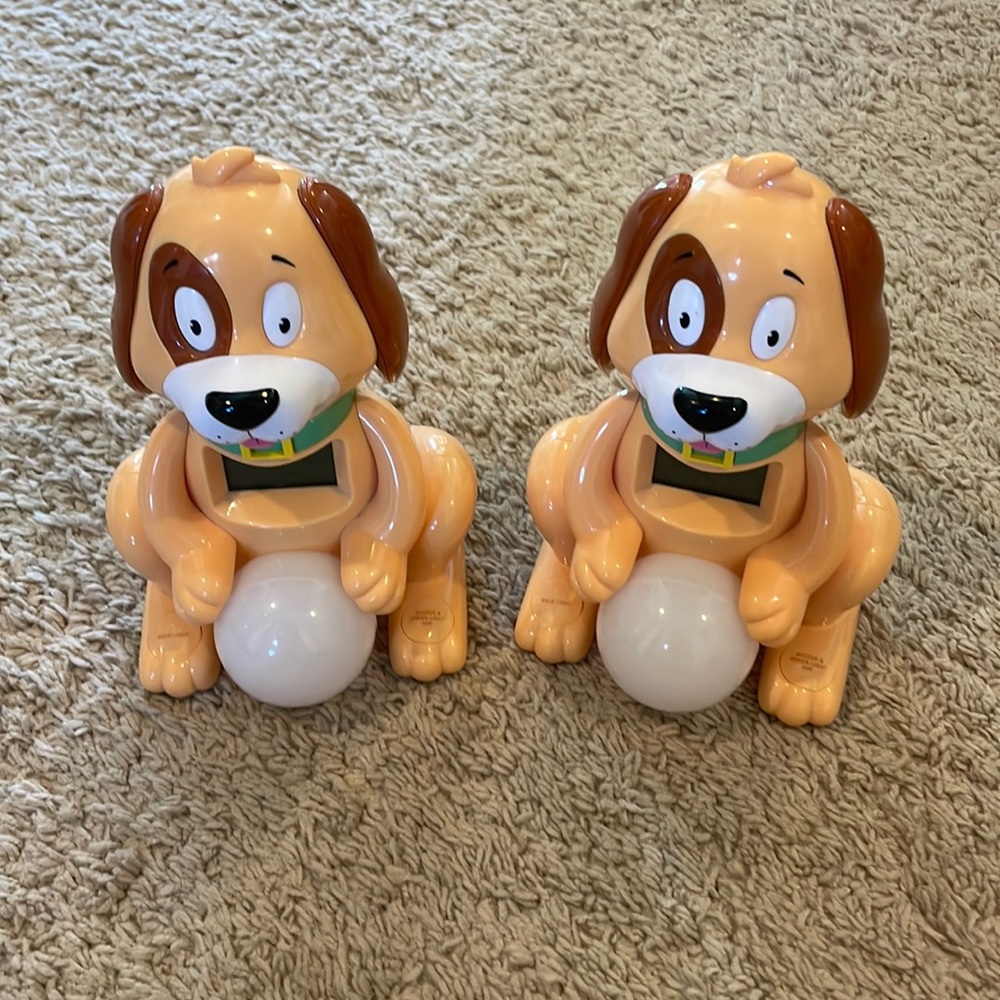 2 ready to wake dog alarm clocks